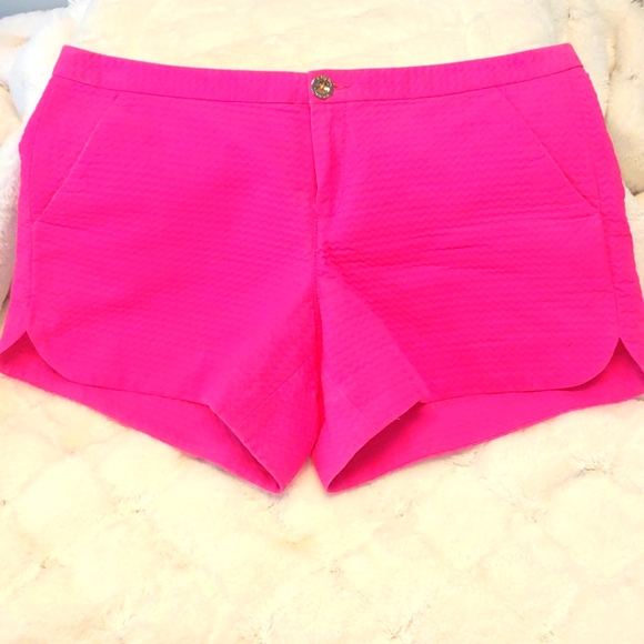 Lilly Pulitzer Textured Pink Shorts Size 4 - Picture 1 of 14